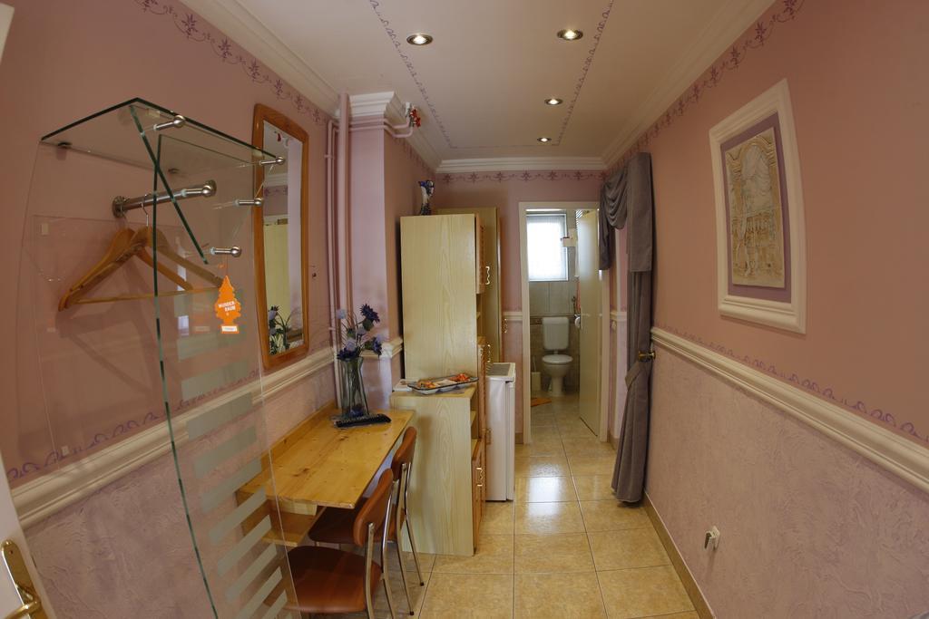 Rooms Beros Maribor Room photo
